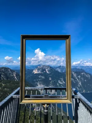 Vyhlídka 5 prstů, výhled na Hallstatt