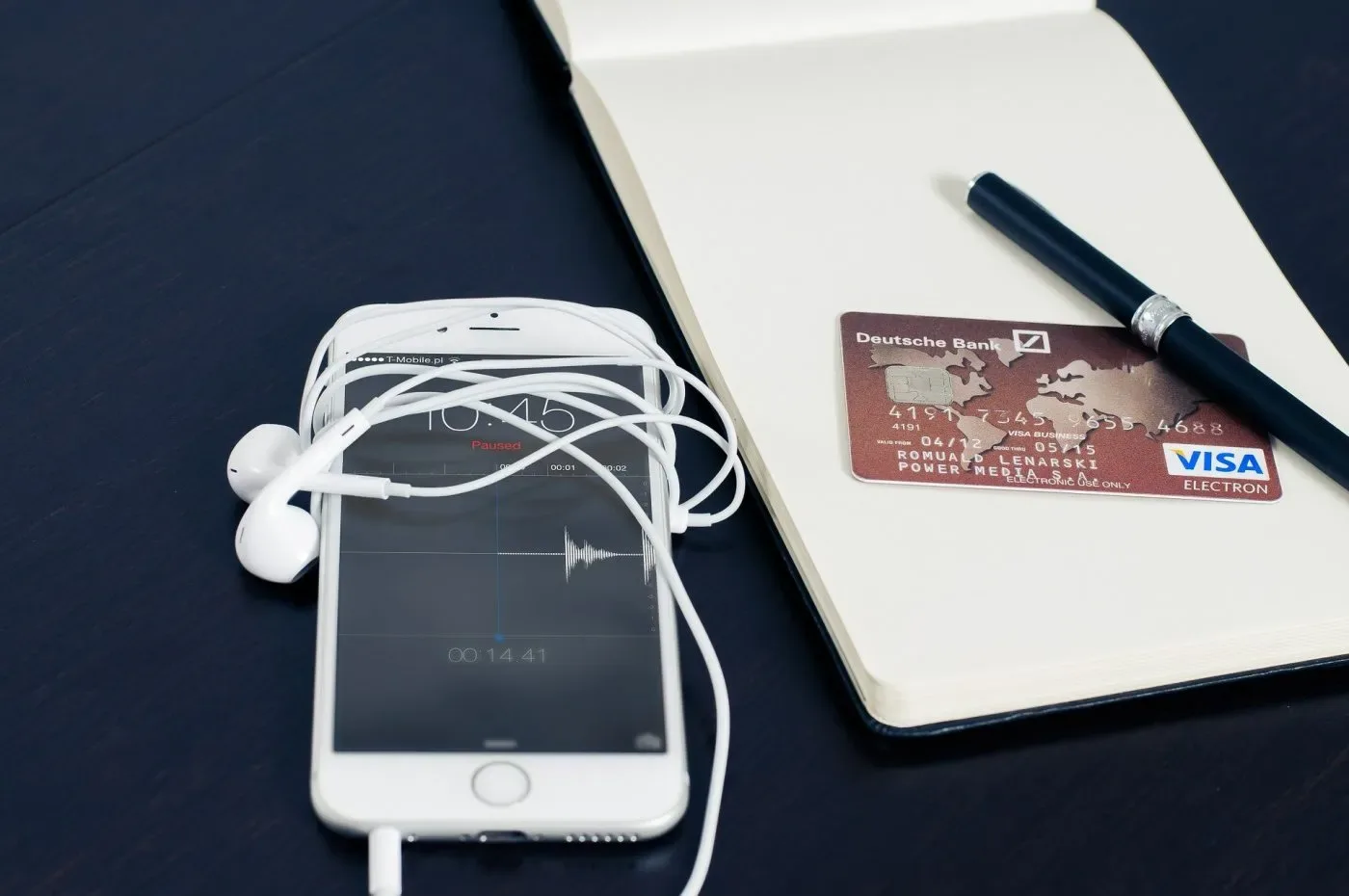 Revolut – platební karta na cestovaní