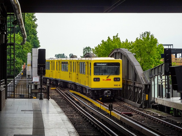 Rozdíl mezi U-Bahnem a S-Bahnem