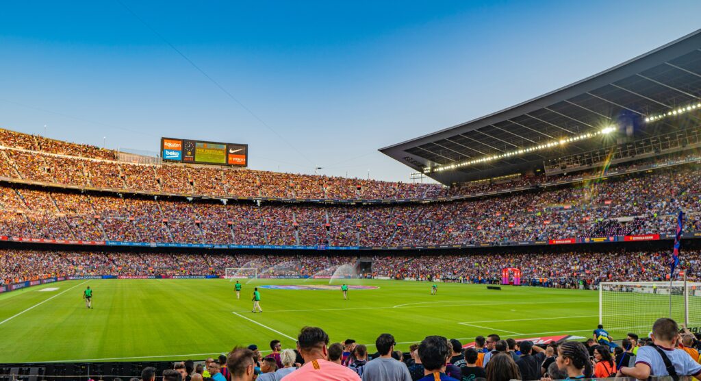 Spotify Camp Nou – věhlasný fotbalový stadion v Barceloně