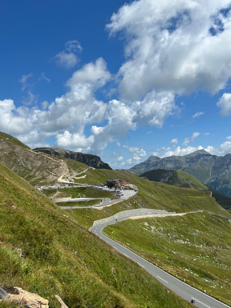 Großglockner: Silnice až k vrcholu nejvyšší hory Rakouska