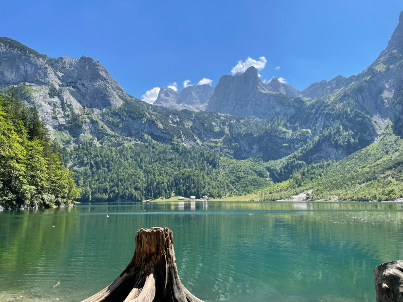 Jezero Gosausee: Alpský skvost s dechberoucími výhledy na Dachstein