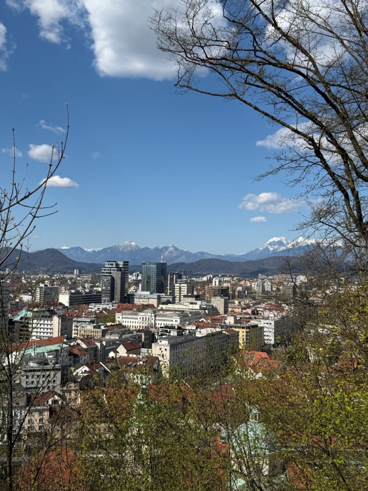 výhled na Alpy z Lublaňského hradu